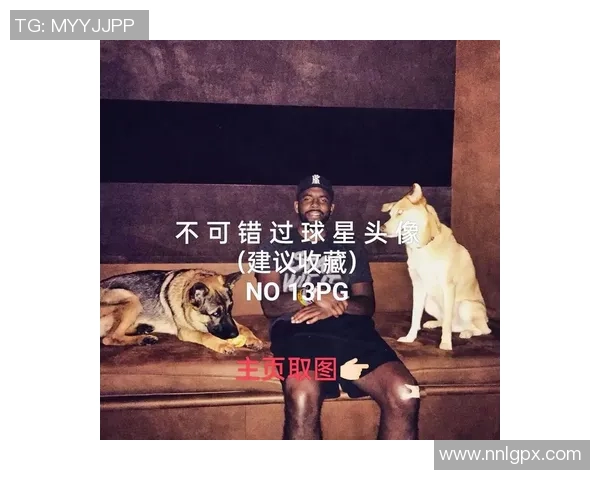 足球球星帅气头像男生图片展示引领潮流与时尚风采 足球球星帅气头像男生图片展示引领潮流与时尚风采