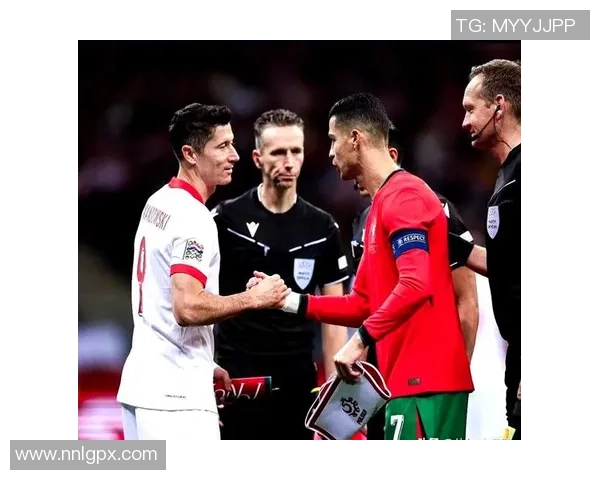 全球十大最具争议与魅力的足球球星盘点他们的疯狂表现与个性魅力